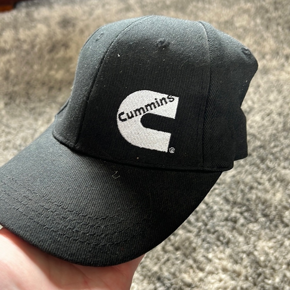 Cummins hat